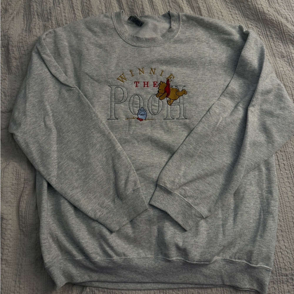 Winnie The Pooh Crewneck size XL